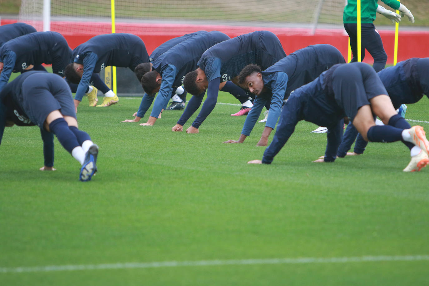 Entrenamiento del Sporting de Gijón (03/10/2023)