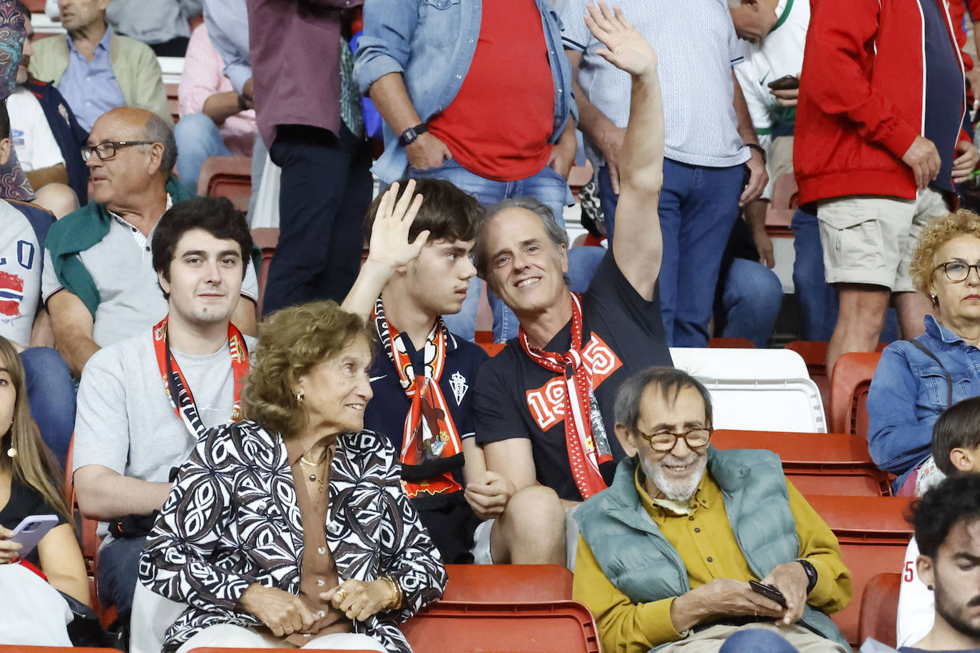 ¿Estuviste en el Sporting - Elche? ¡Búscate!