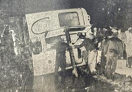 Vecinos y agentes del orden público acudieron a auxiliar a los heridos.