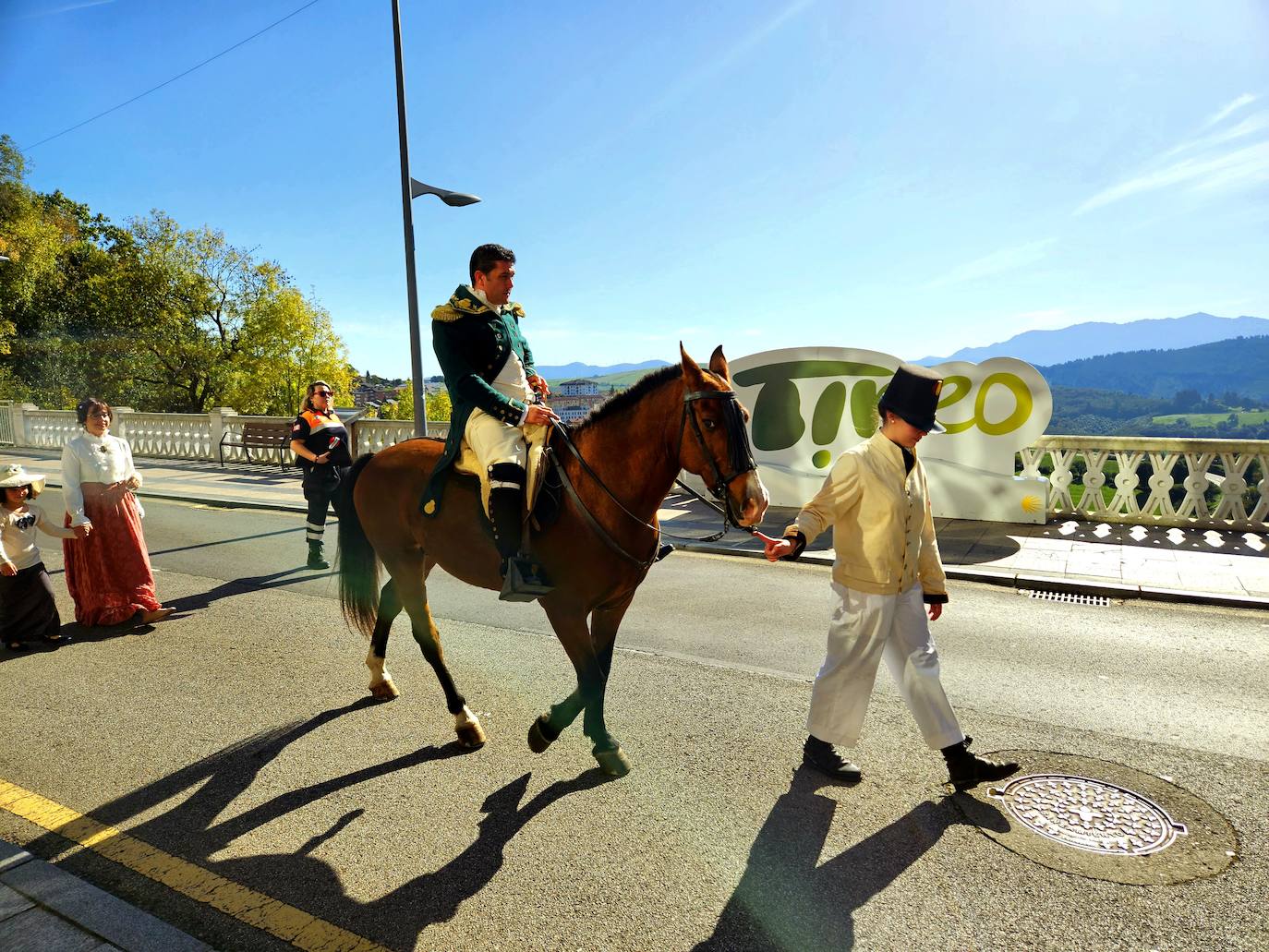 Recreación histórica en Tineo del homenaje al general Riego