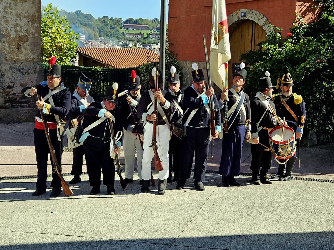 Recreación histórica en Tineo del homenaje al general Riego