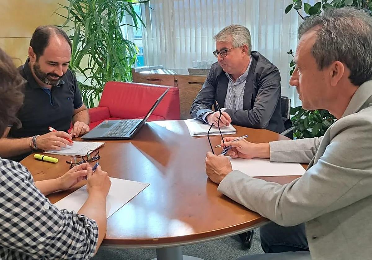 David Álvarez se reunión ayer con Zapico.