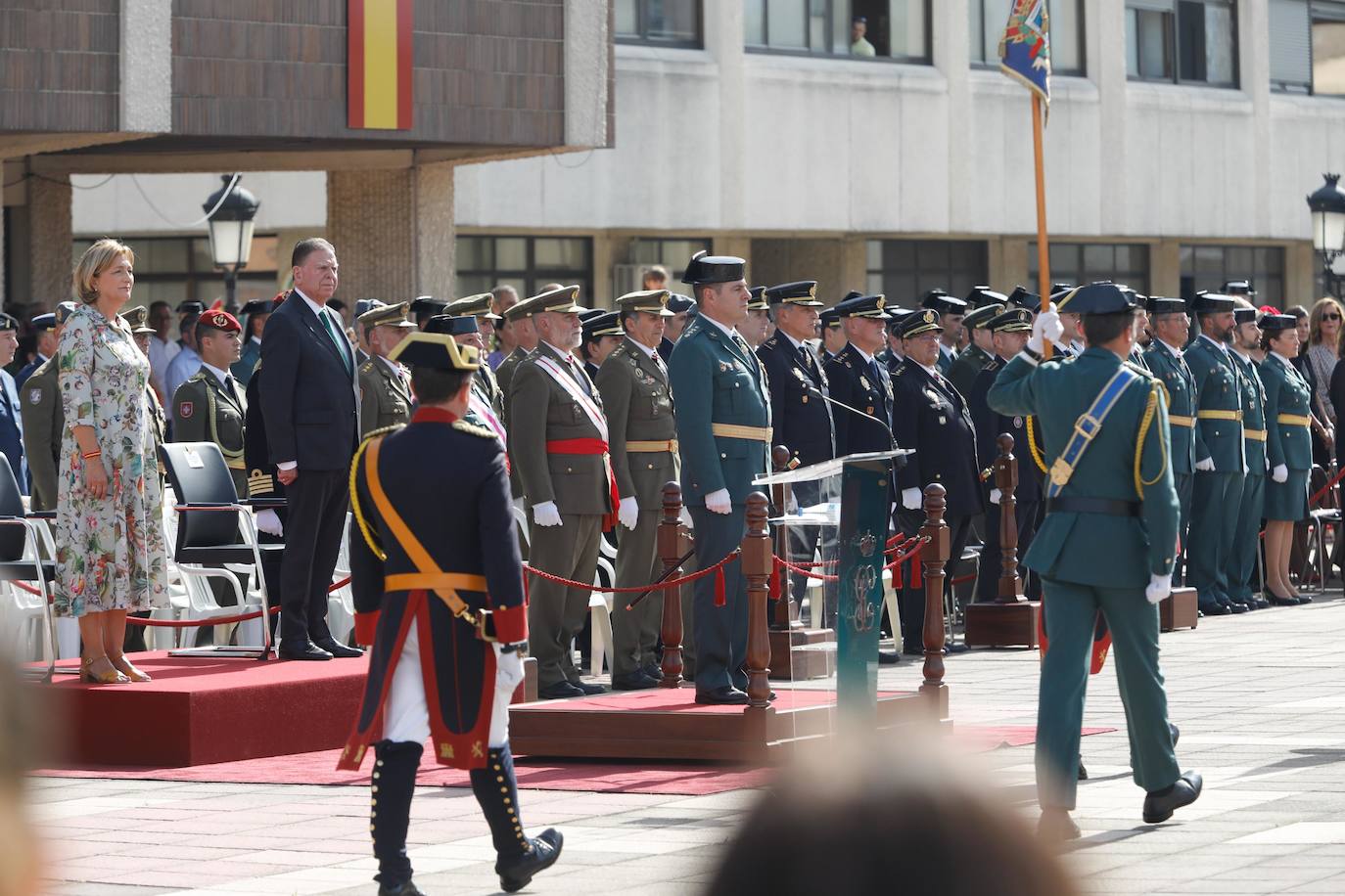 Oviedo homenajea a Dámaso Guillén en la festividad del Pilar