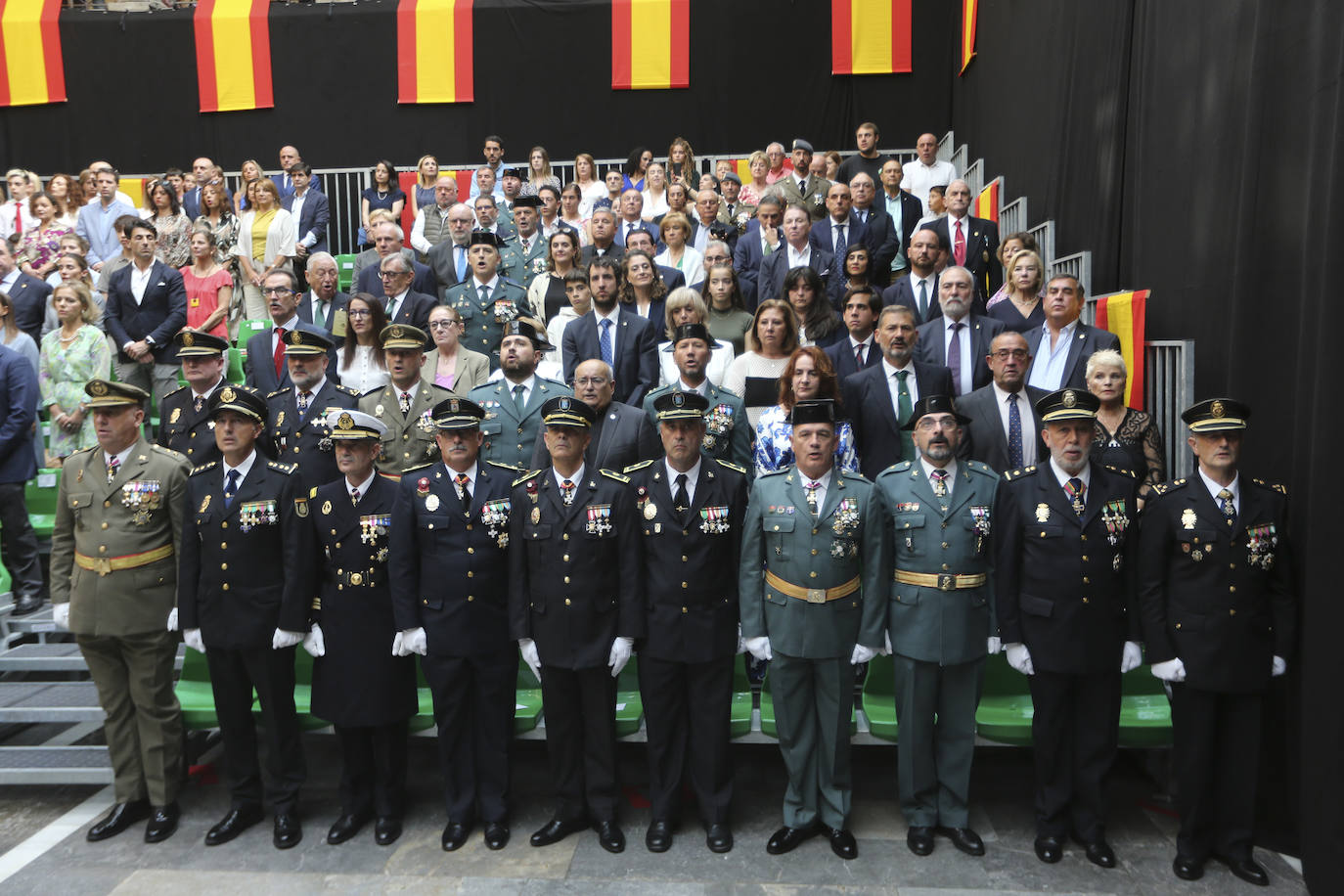 Honores y reconocimientos en Gijón por la patrona de la Guardia Civil