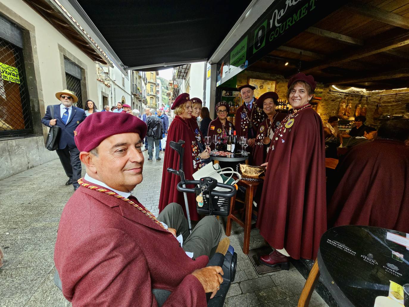 Cangas del Narcea celebra su vendimia a lo grande
