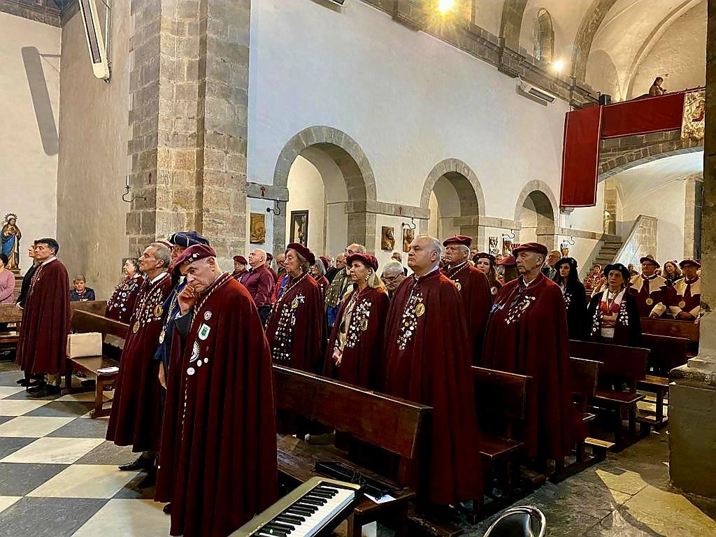 Cangas del Narcea celebra su vendimia a lo grande
