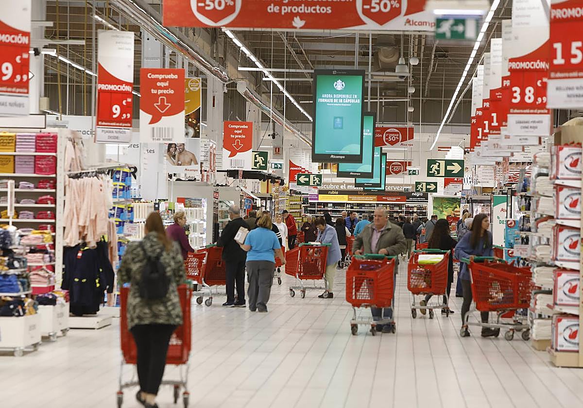 Instalaciones de Alcampo en Gijón.