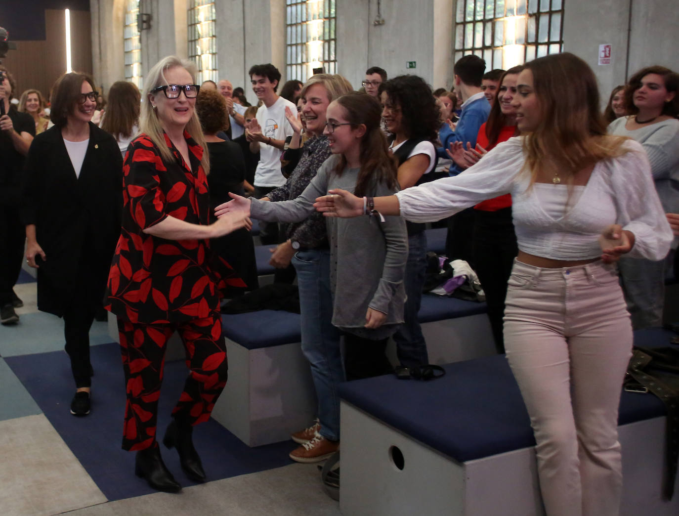 El encuentro de Meryl Streep con alumnos asturianos, en imágenes