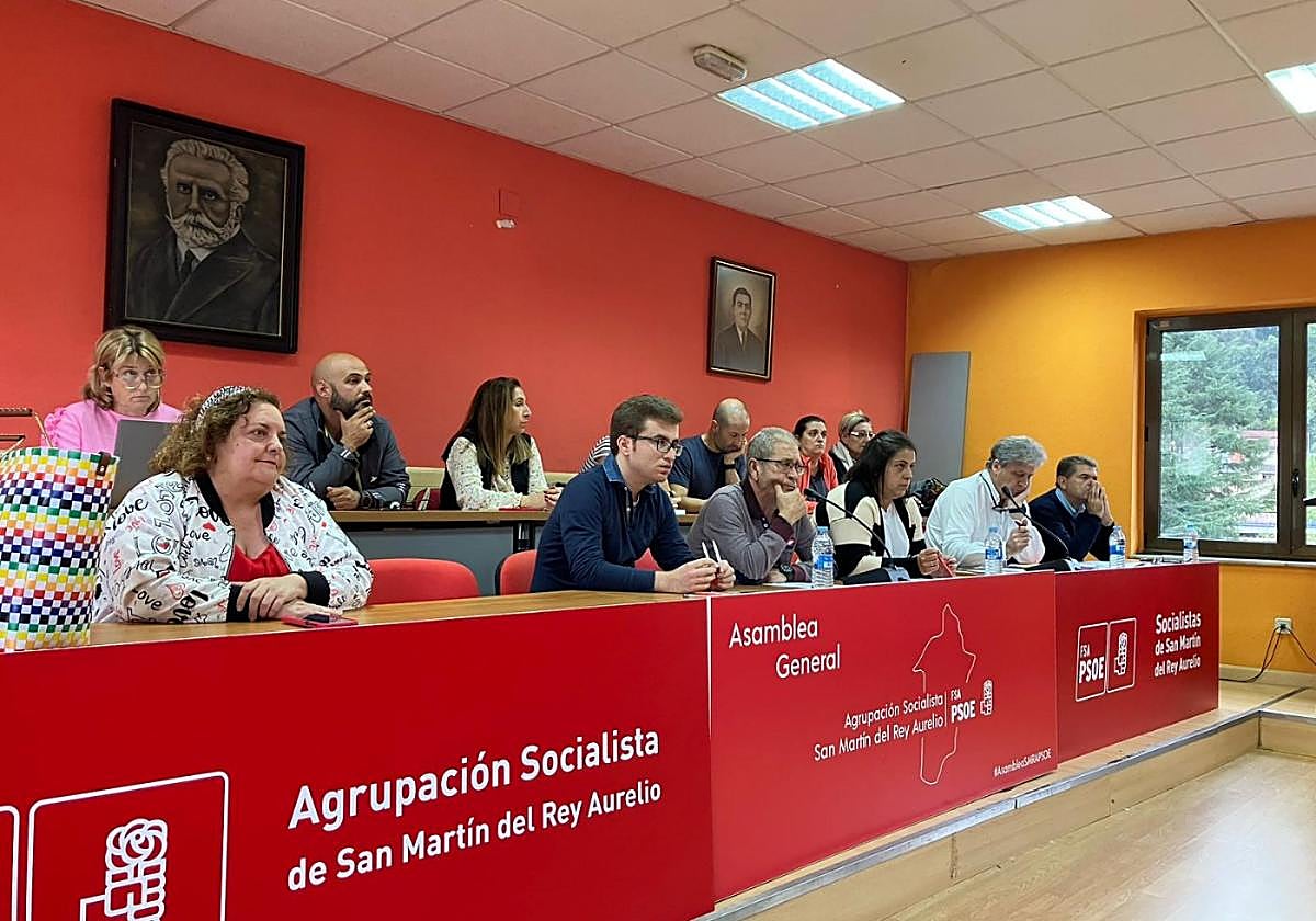 Un momento de la asamblea, celebrada ayer por la tarde.