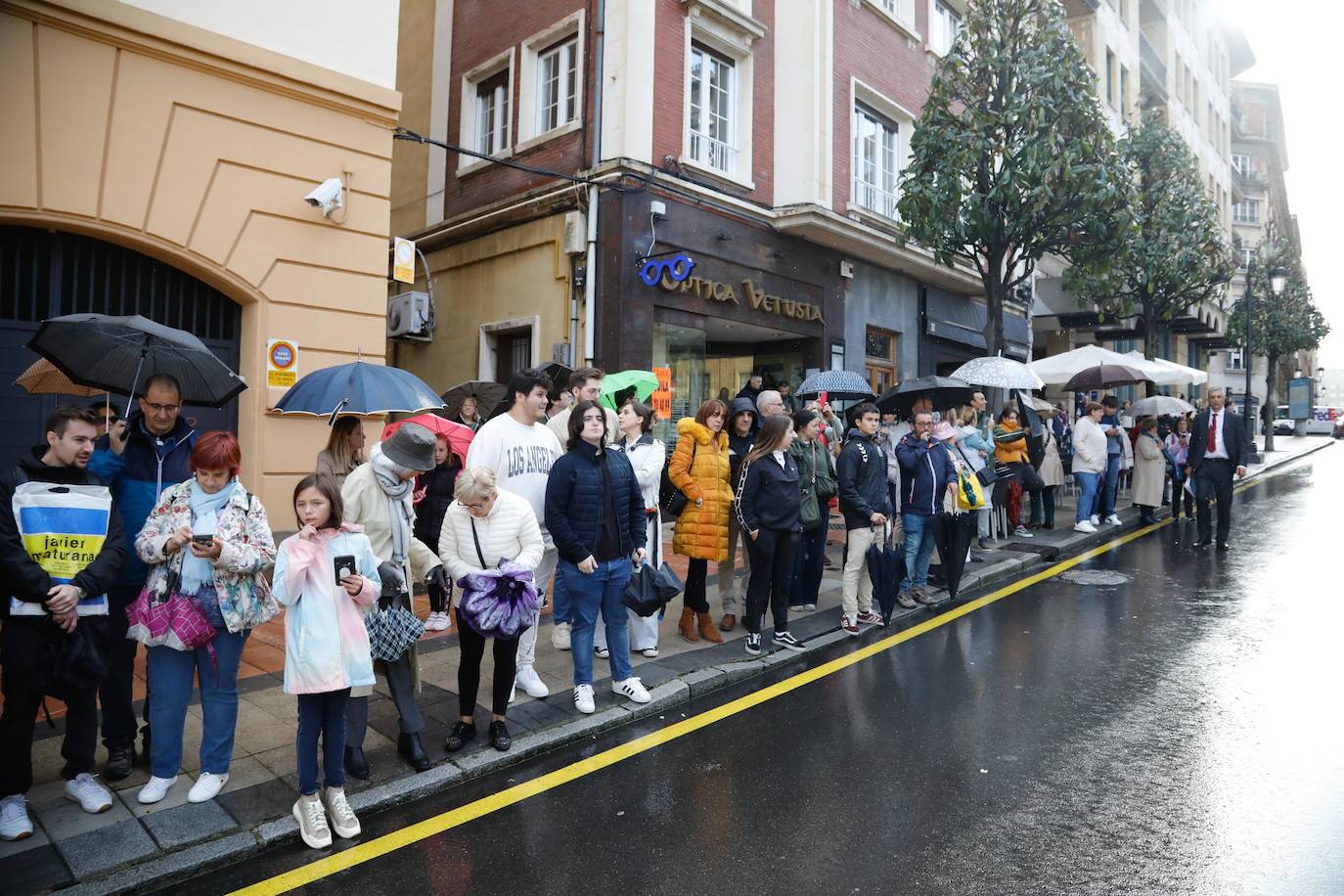 La pasión por los Premios Princesa gana a la lluvia