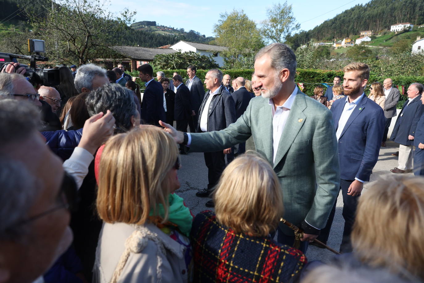 La Familia Real, en Arroes, Peón y Candanal para la entrega del Premio a Pueblo Ejemplar 2023