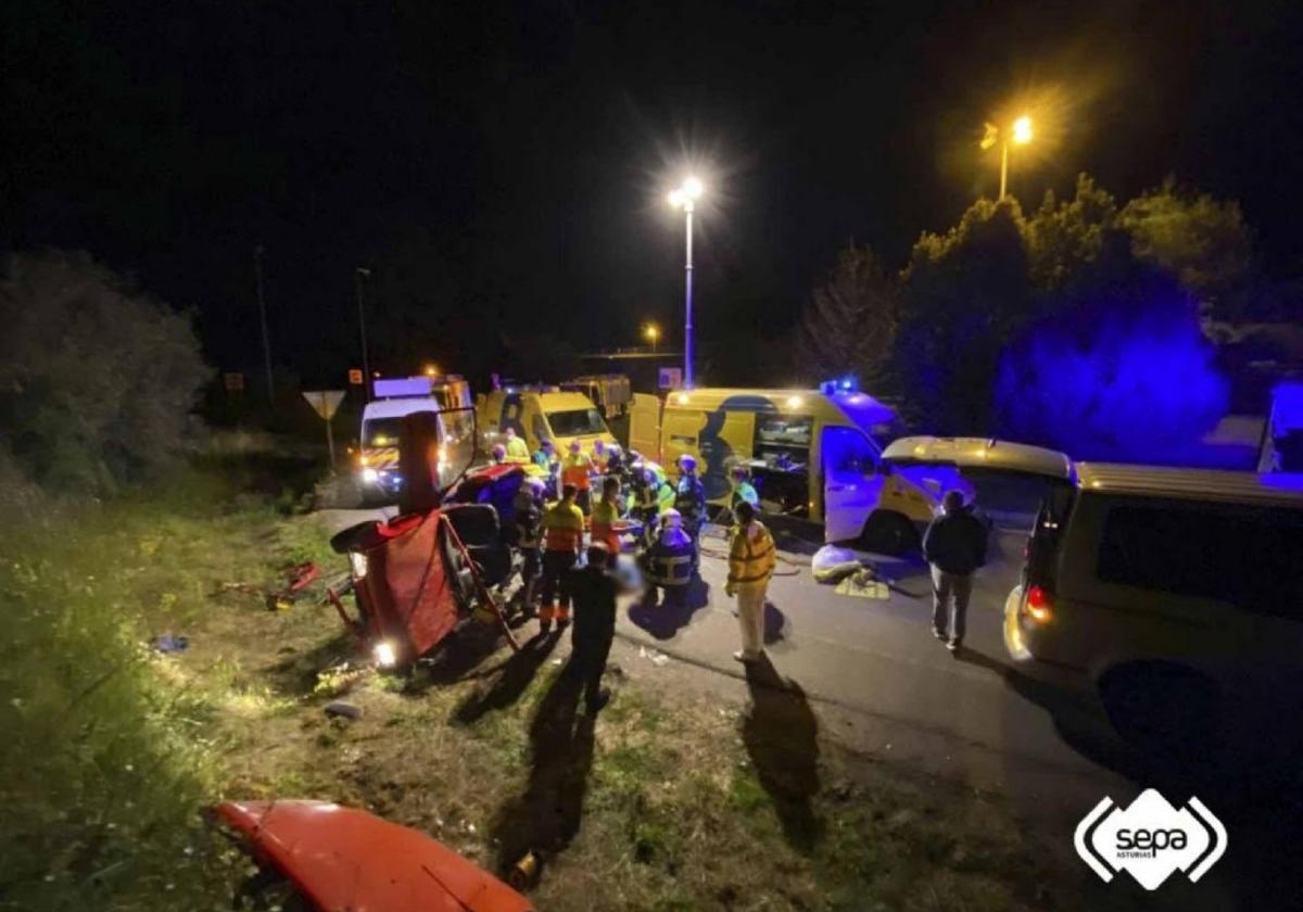 El accidente se produjo en la rotonda de Coceña, entre la A-8 y la AS-260, en mayo de 2022.