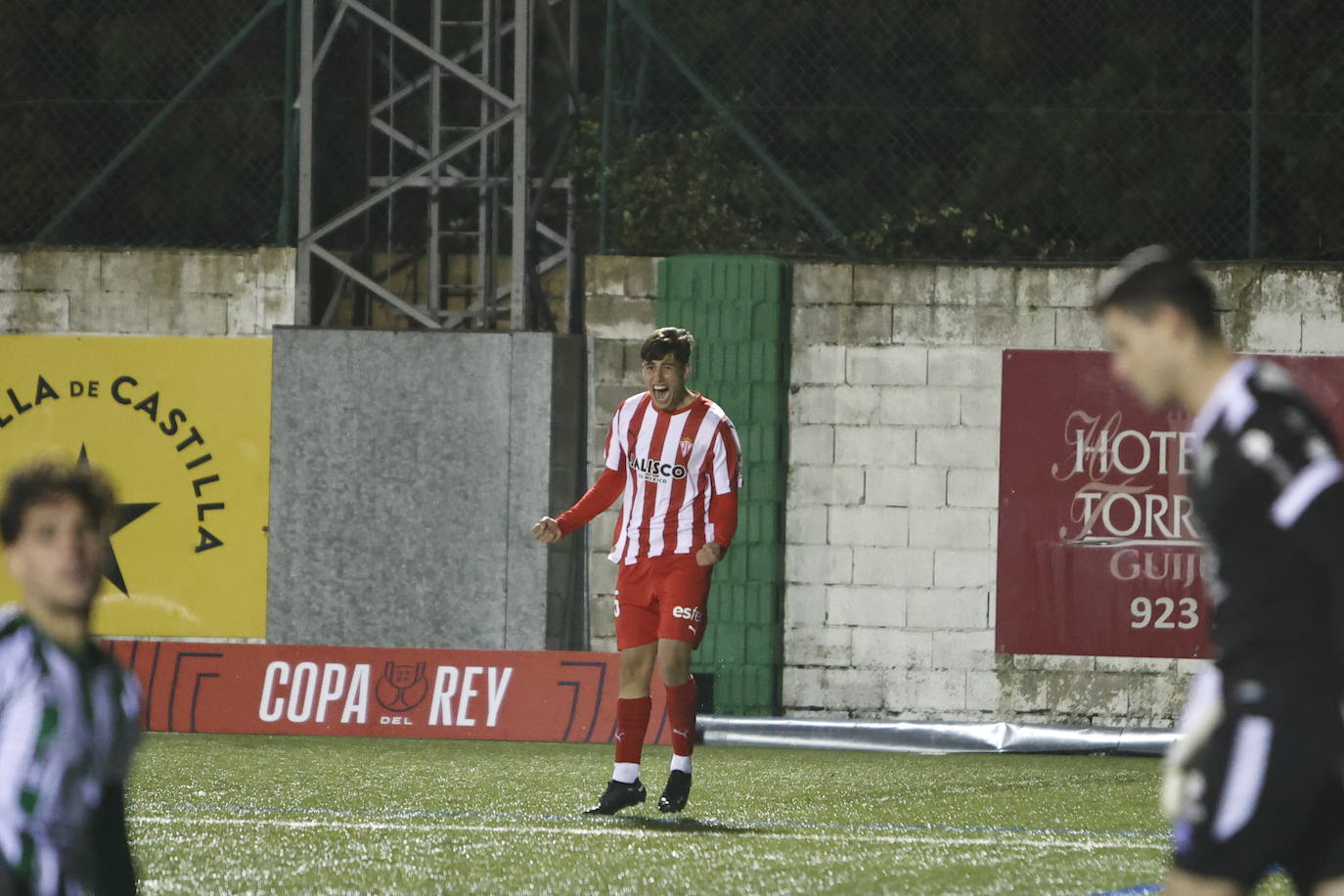 Las mejores imágenes del Guijuelo - Sporting