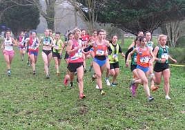 Momento de la salida de la prueba absoluta femenina.