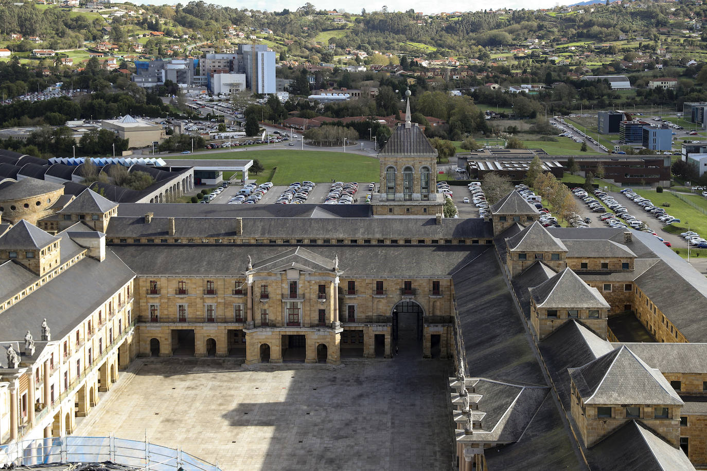 Así es la espectacular obra de la cúpula de la Laboral