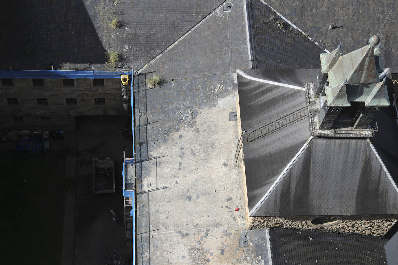 Así es la espectacular obra de la cúpula de la Laboral