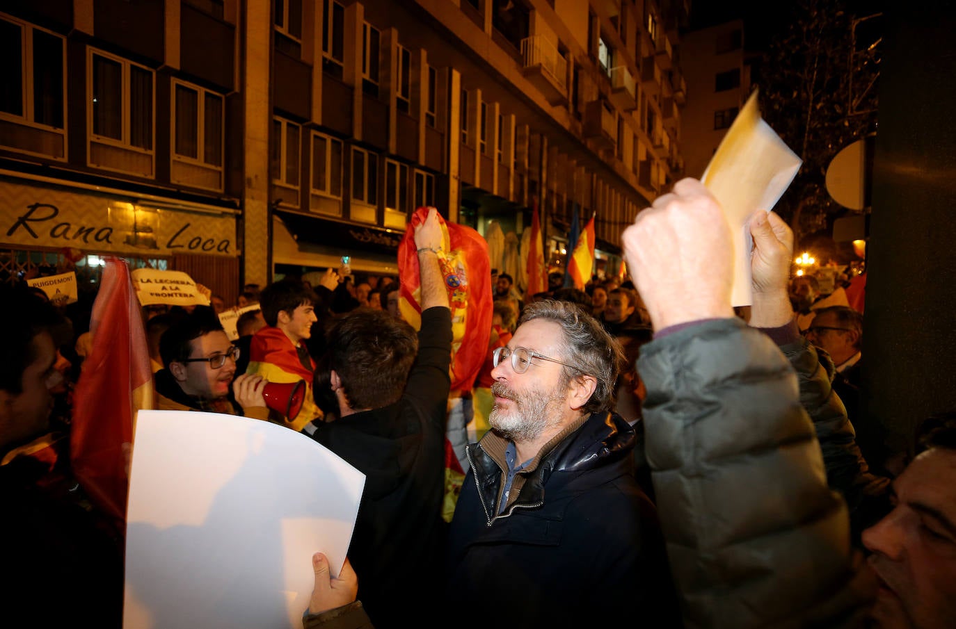 «Amnistía pa tu tía»: miles de asturianos salen a la calle como protesta