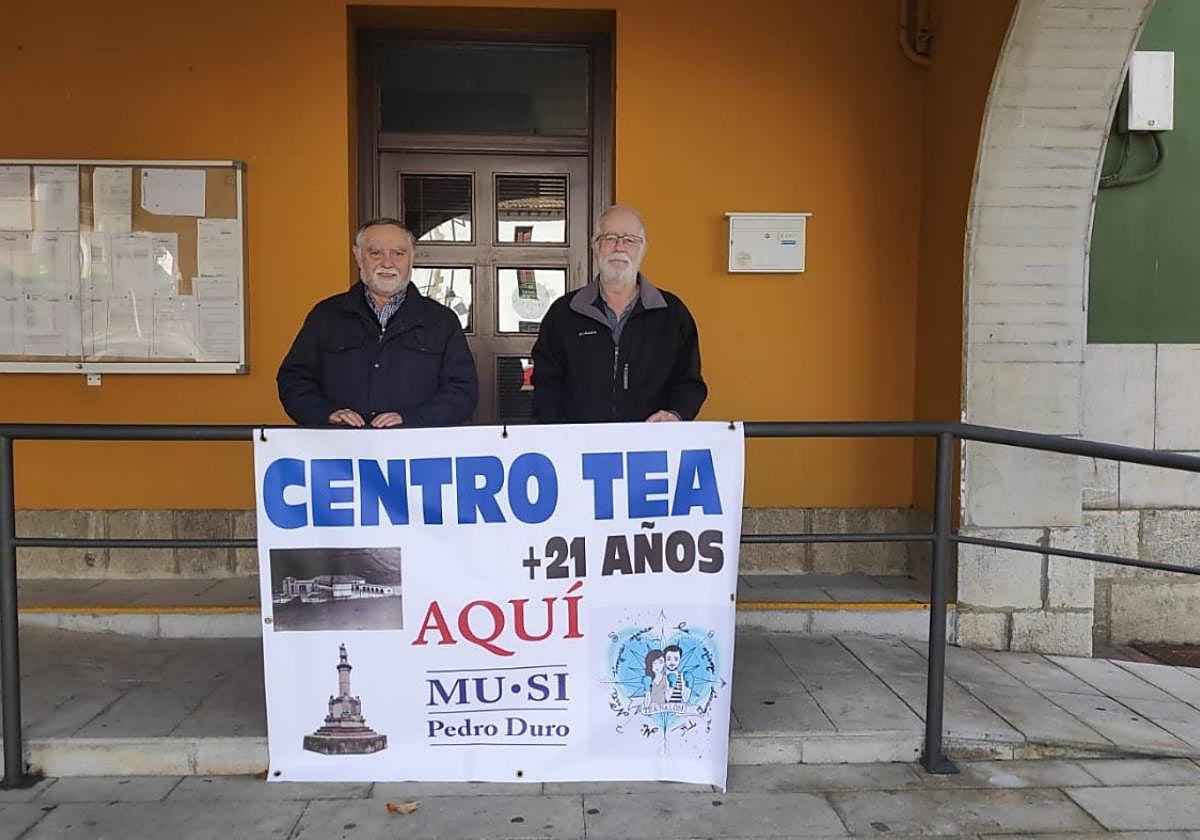 Miembros de la asociación, ayer, en Caso.