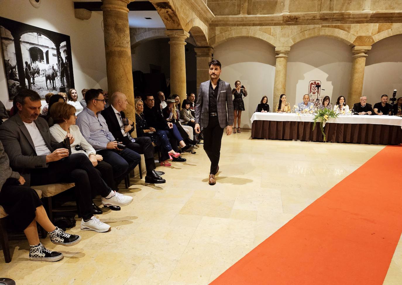 Así fue la final del certamen de belleza Royal Spain celebrado en Tineo