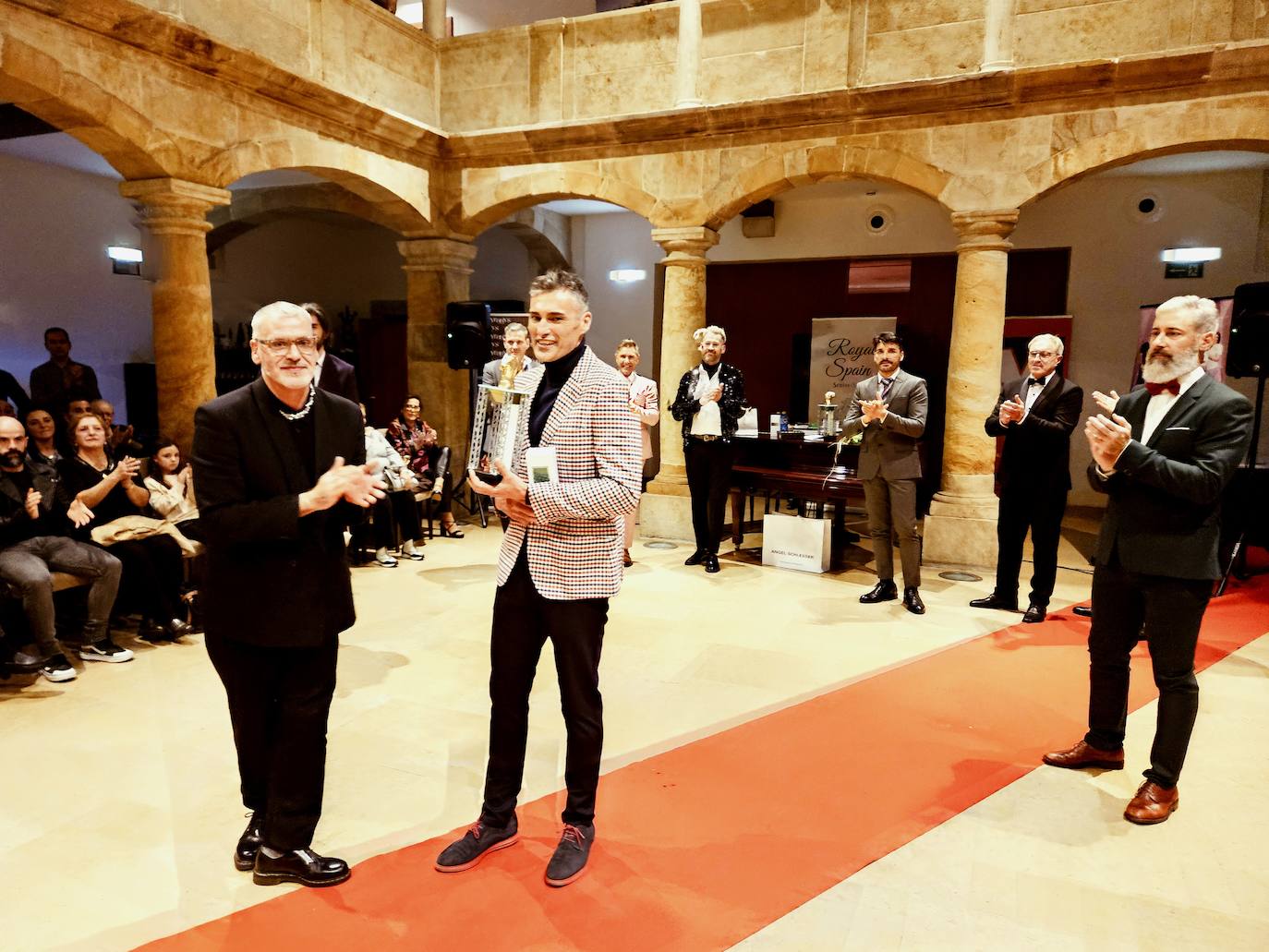 Así fue la final del certamen de belleza Royal Spain celebrado en Tineo