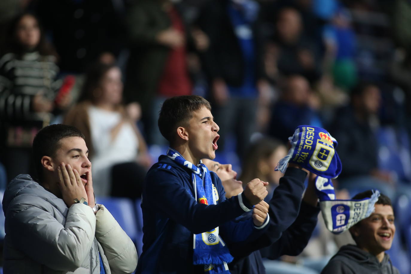 ¿Estuviste viendo el Oviedo - Eibar? ¡Búscate en las fotos del Tartiere!