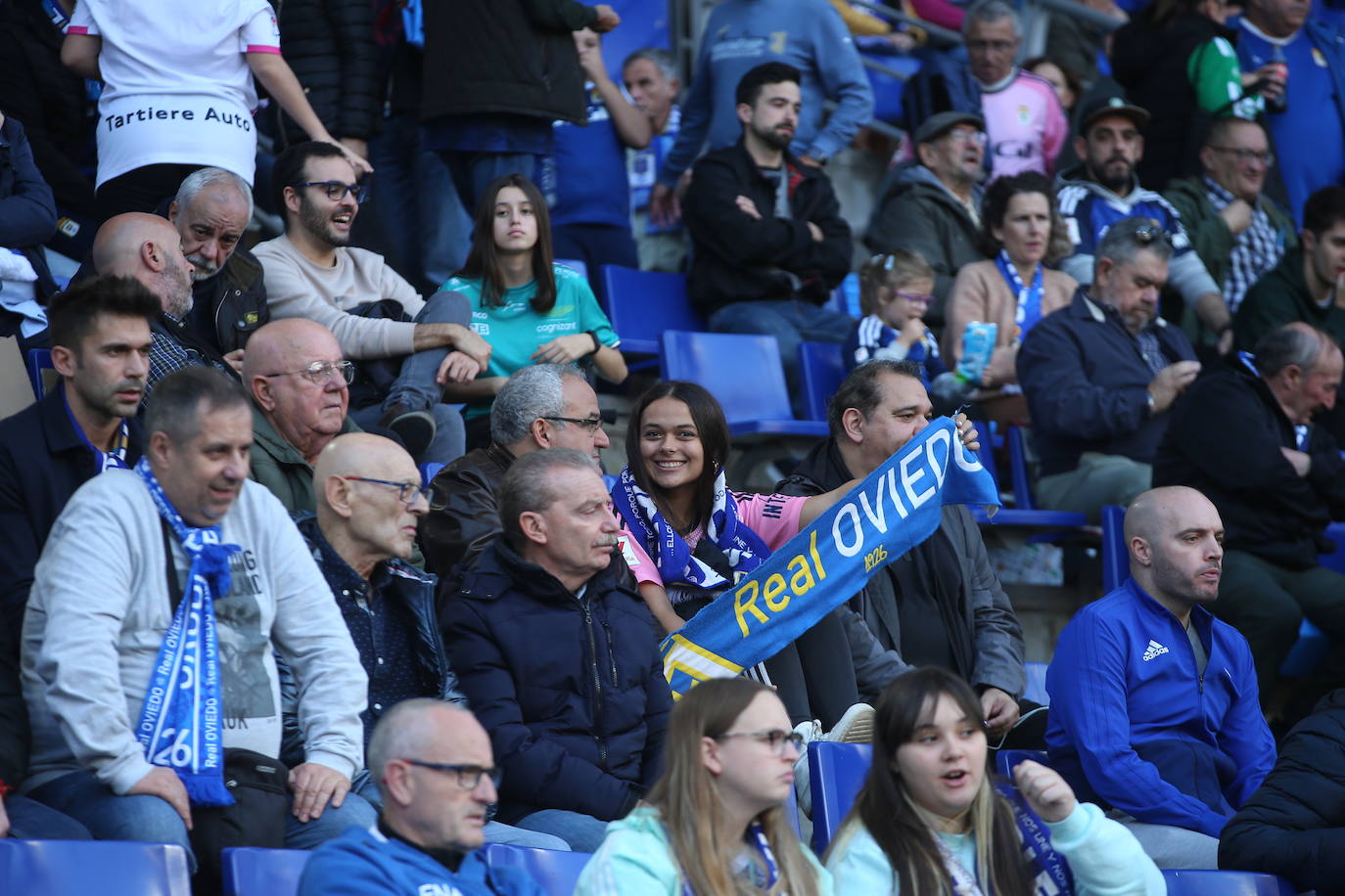 ¿Estuviste viendo el Oviedo - Eibar? ¡Búscate en las fotos del Tartiere!