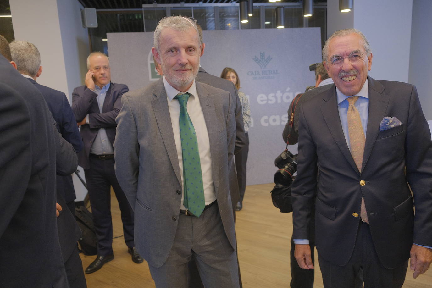 La inauguración de la primera oficina de Caja Rural en Madrid, en imágenes