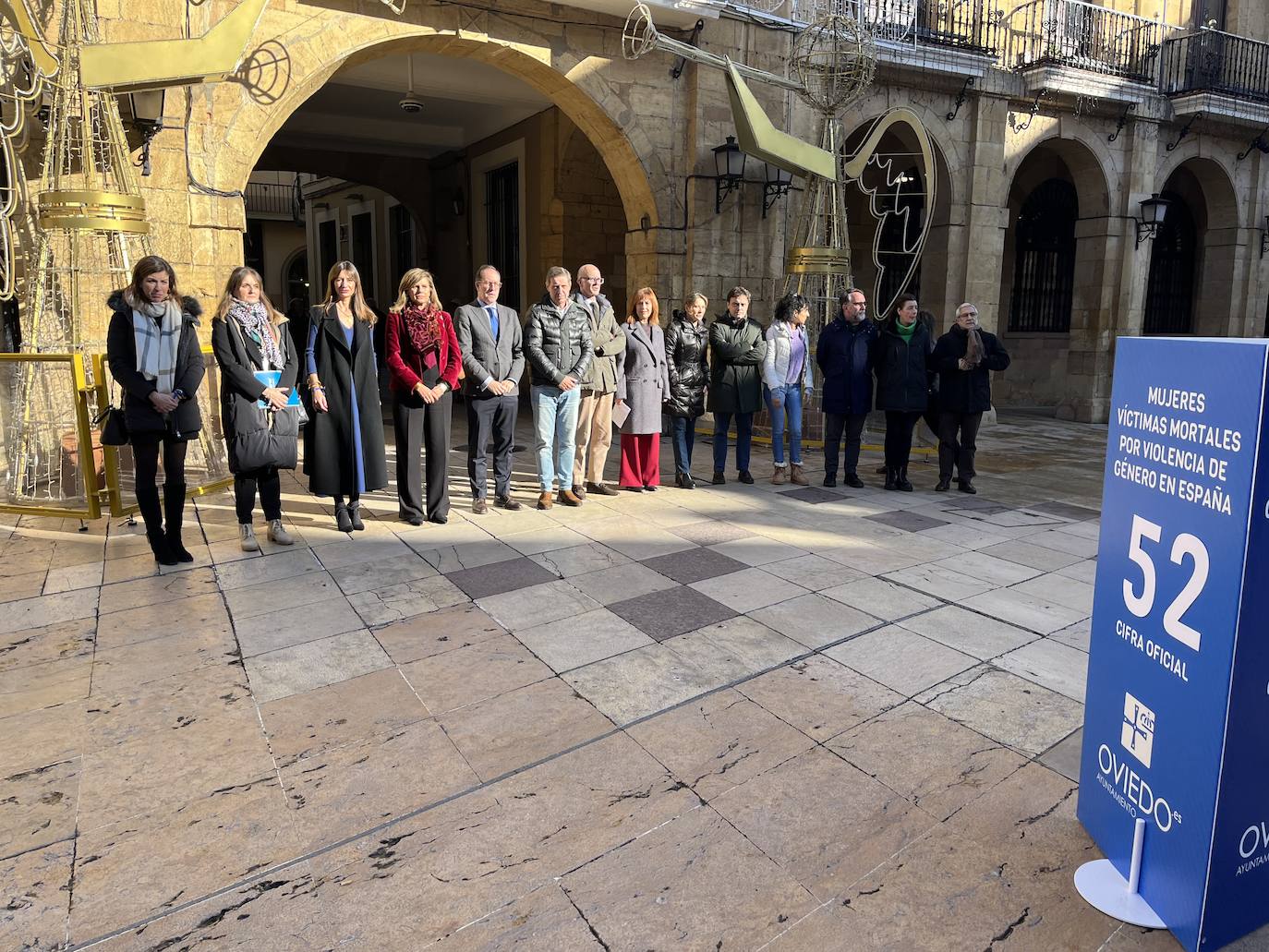 Minuto de silencio en Oviedo