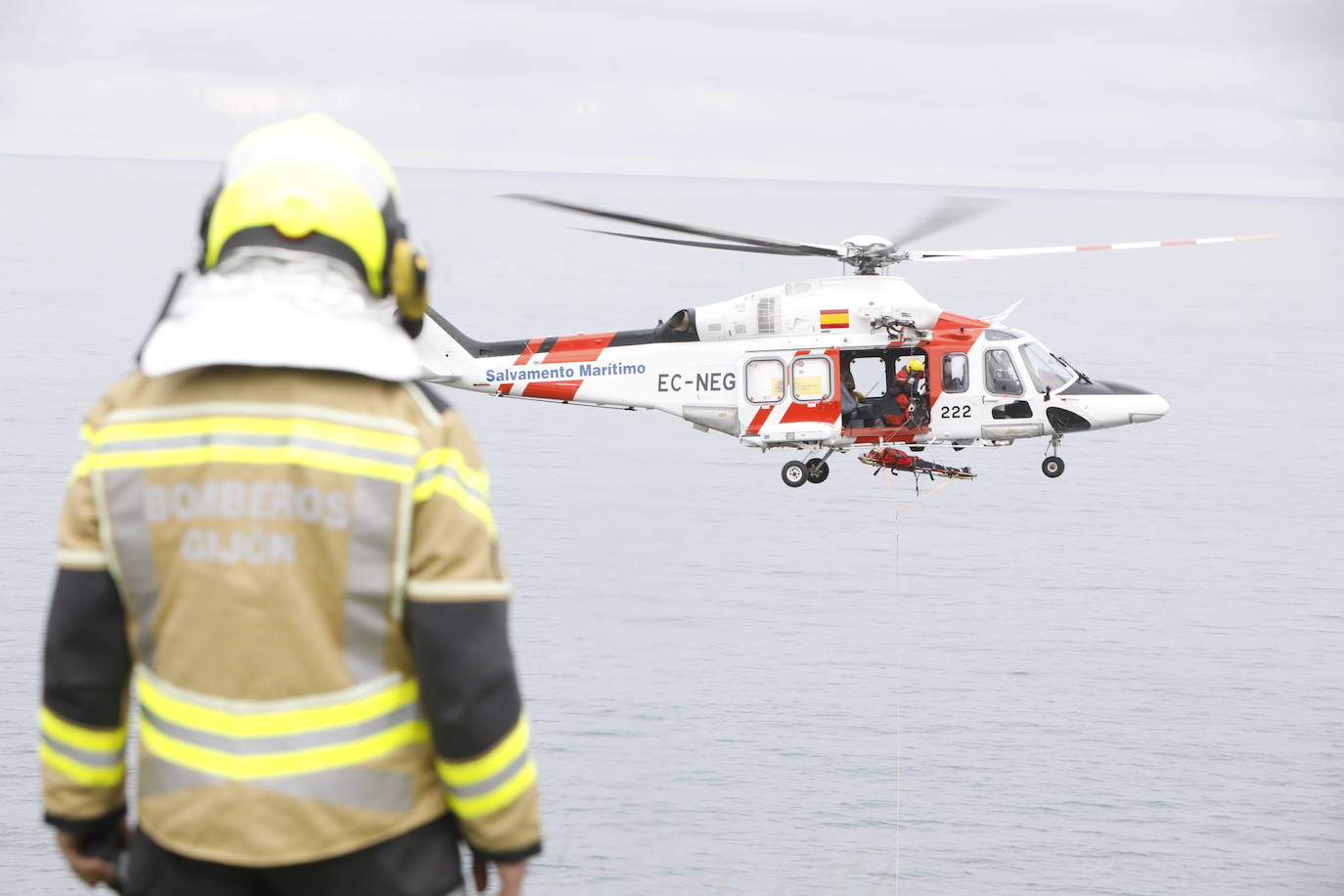 Complicado rescate en el Cerro de Santa Catalina