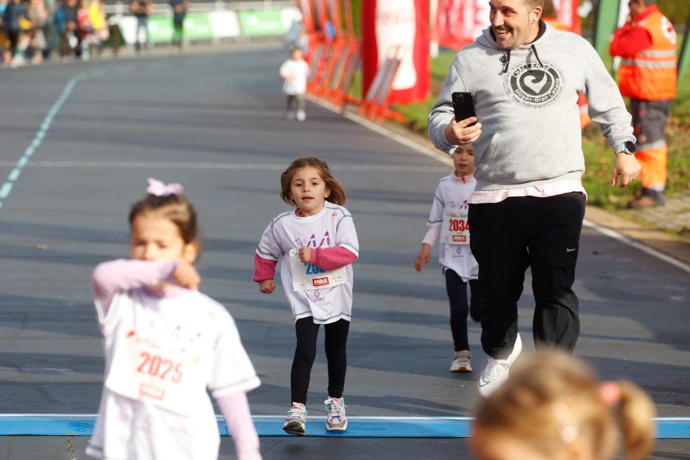 Más de 500 niños llenan el Cross Villa de Gijón