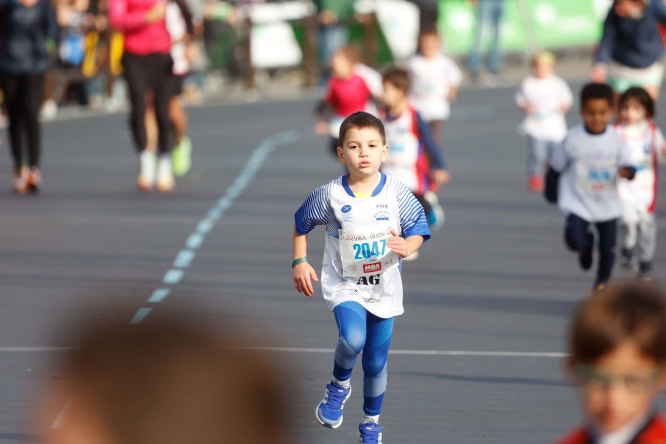 Más de 500 niños llenan el Cross Villa de Gijón