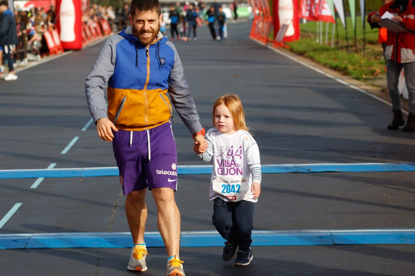 Más de 500 niños llenan el Cross Villa de Gijón