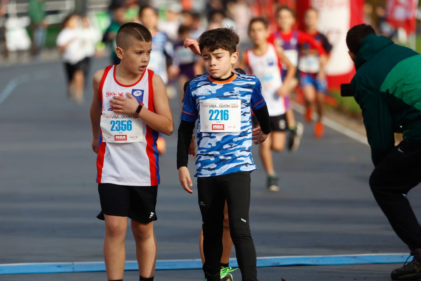 Más de 500 niños llenan el Cross Villa de Gijón