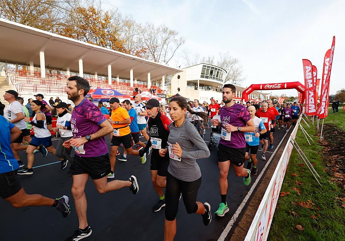 Más de 1.000 corredores se dan cita en el Cross Villa de Gijón