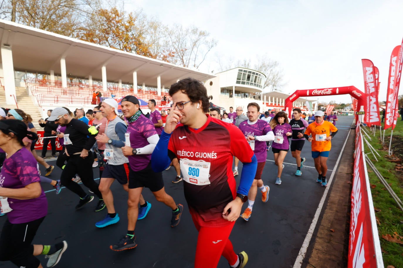 Más de 1.000 corredores se dan cita en el Cross Villa de Gijón