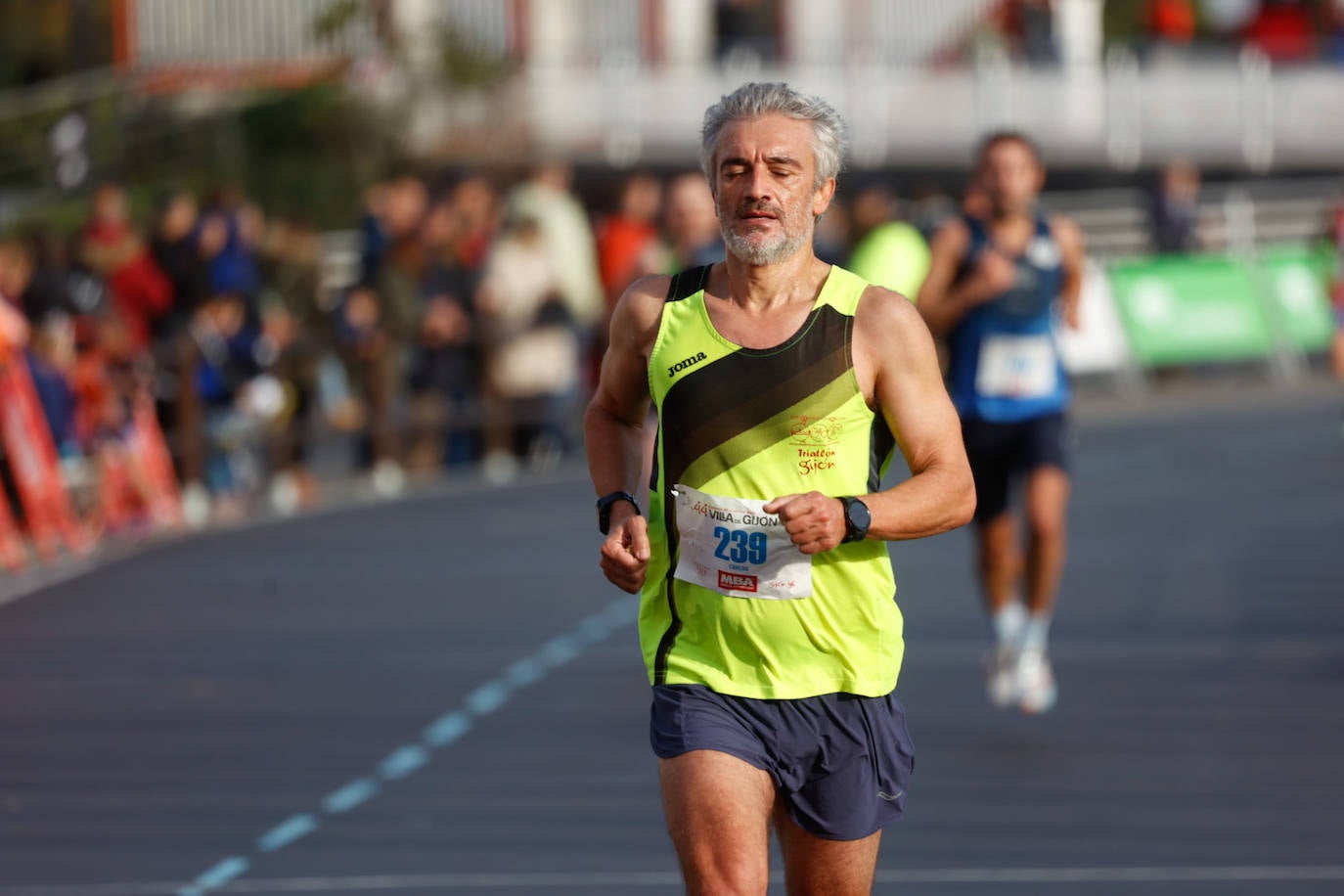 Más de 1.000 corredores se dan cita en el Cross Villa de Gijón