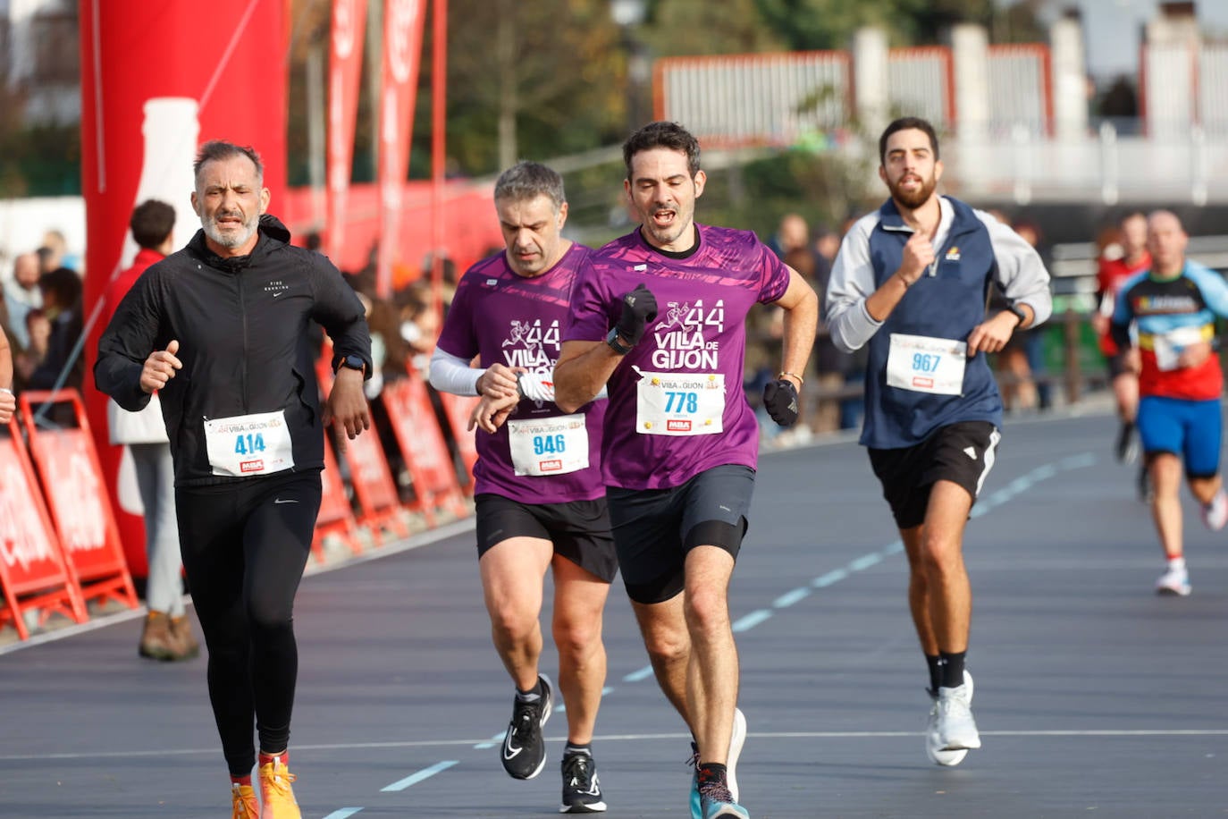 Más de 1.000 corredores se dan cita en el Cross Villa de Gijón