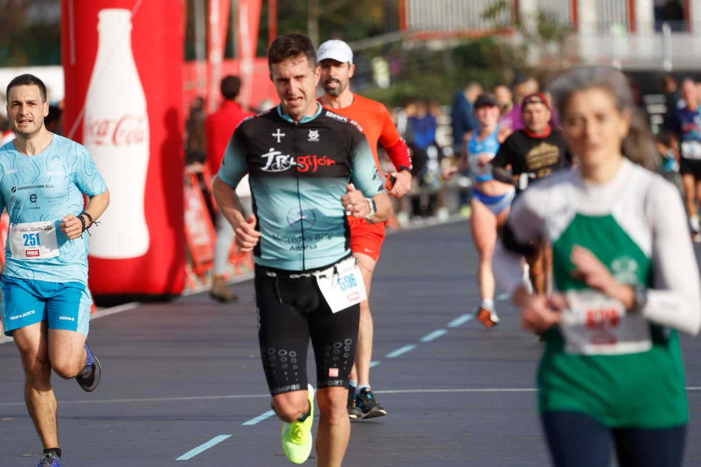 Más de 1.000 corredores se dan cita en el Cross Villa de Gijón