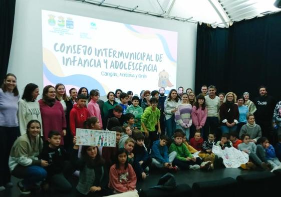 El consejo se celebró en la Casa de Cultura de Cangas de Onís.