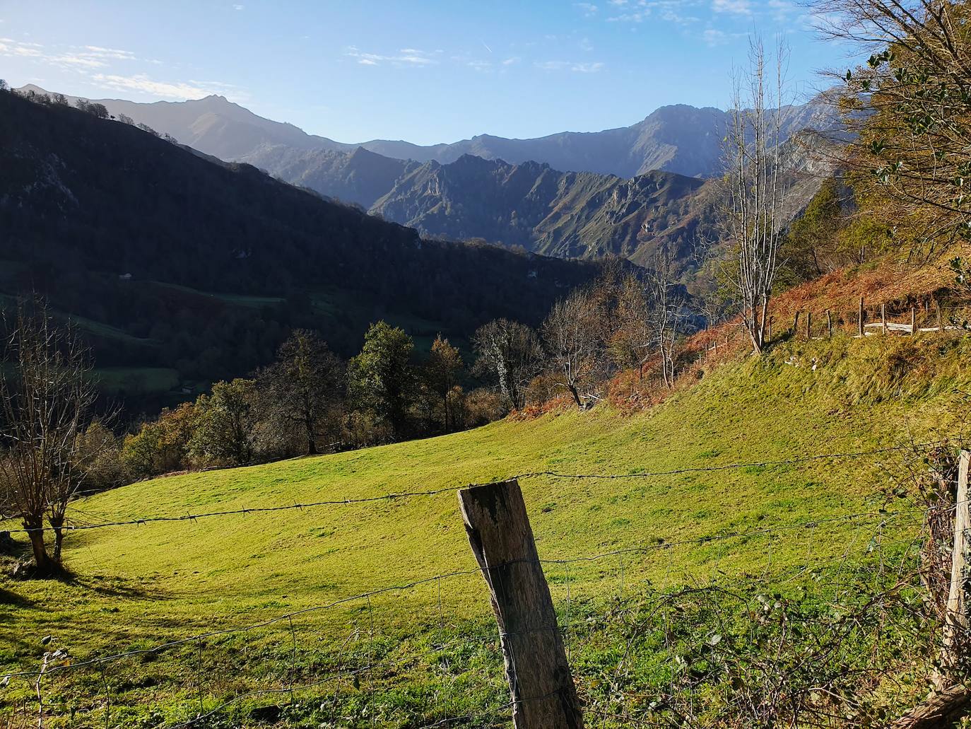 Panorama de vistas y tonos desde la campa Guanalón