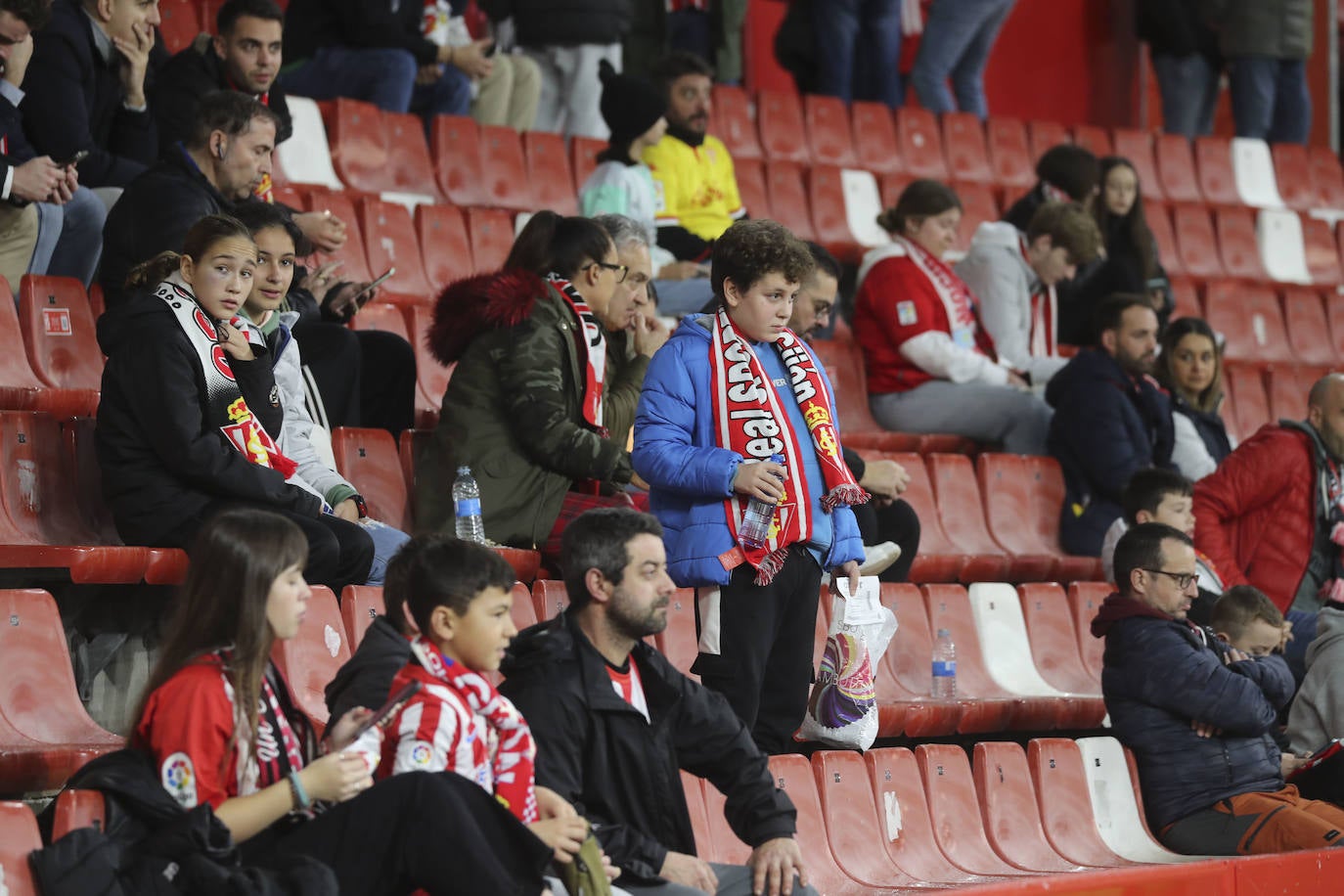 ¿Estuviste en el Sporting - Levante? ¡Búscate!