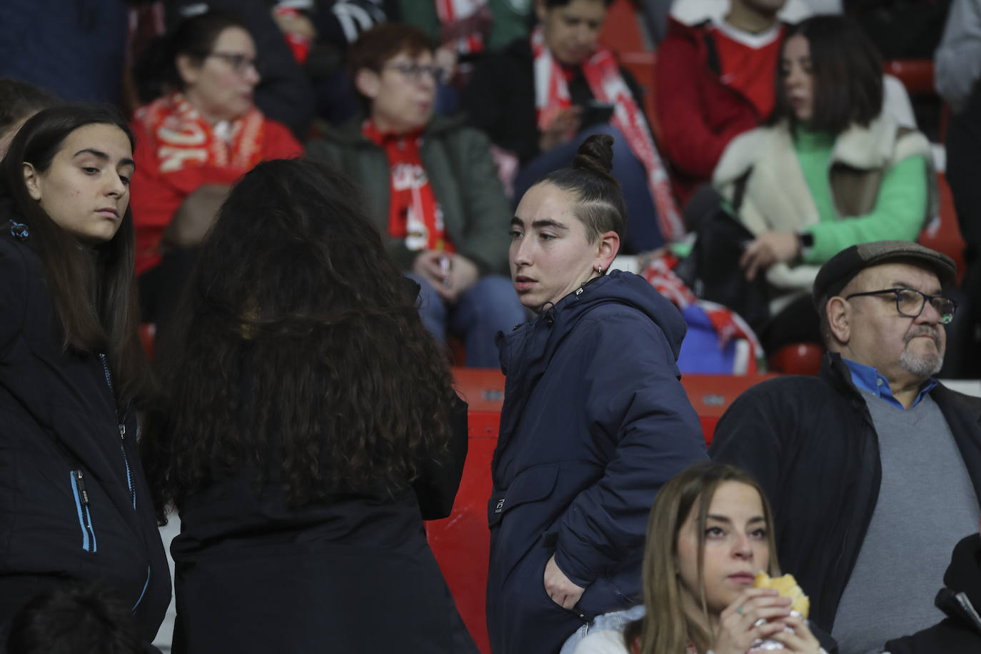 ¿Estuviste en el Sporting - Levante? ¡Búscate!