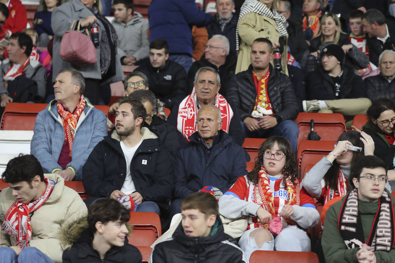 ¿Estuviste en el Sporting - Levante? ¡Búscate!