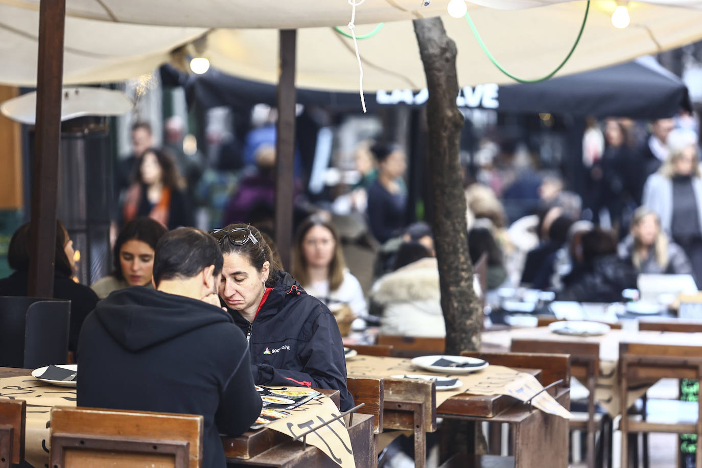 Puente de lleno y calor en Asturias