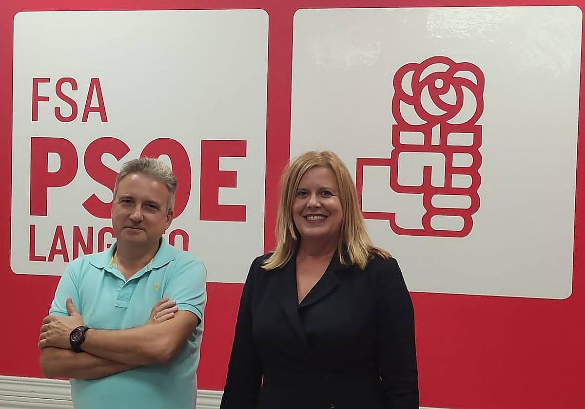 Gregoria Lora y Carmen Arbesú.