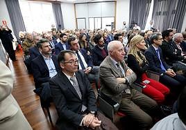 La Cámara de Oviedo entrega su medalla de oro a Obdulia Fernández