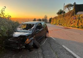 El coche en el que viajaban las dos mujeres.