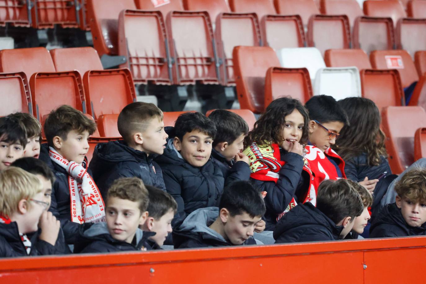 ¿Estuviste viendo el Sporting - Leganés? ¡Búscate en las fotos de El Molinón!