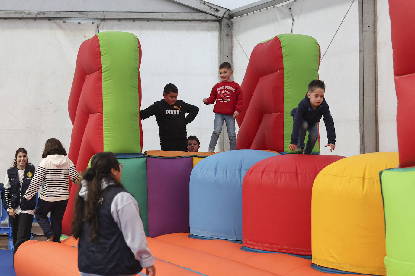 La Navidad echa a andar en Avilés