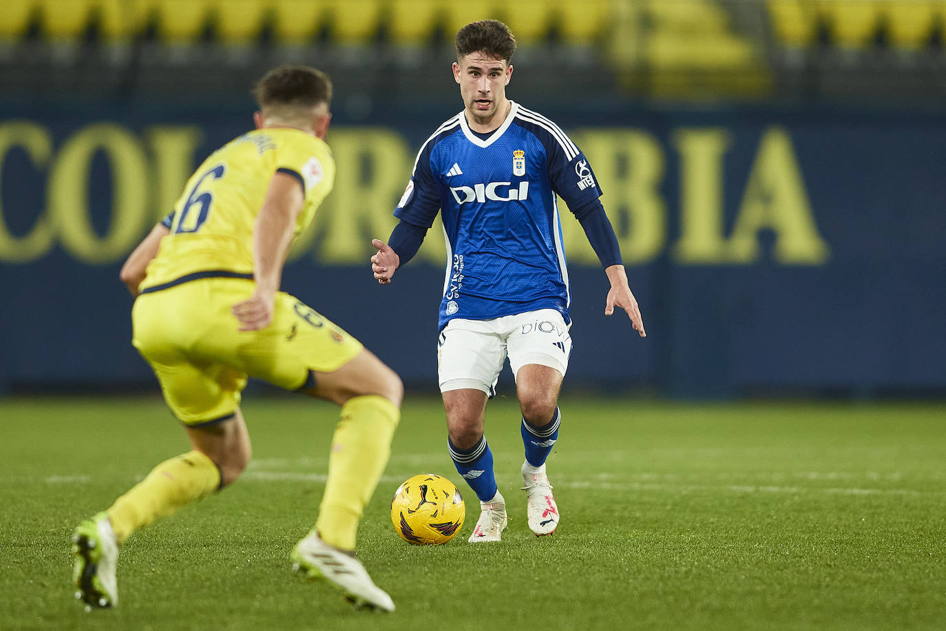 Las mejores imágenes del Villarreal B - Real Oviedo